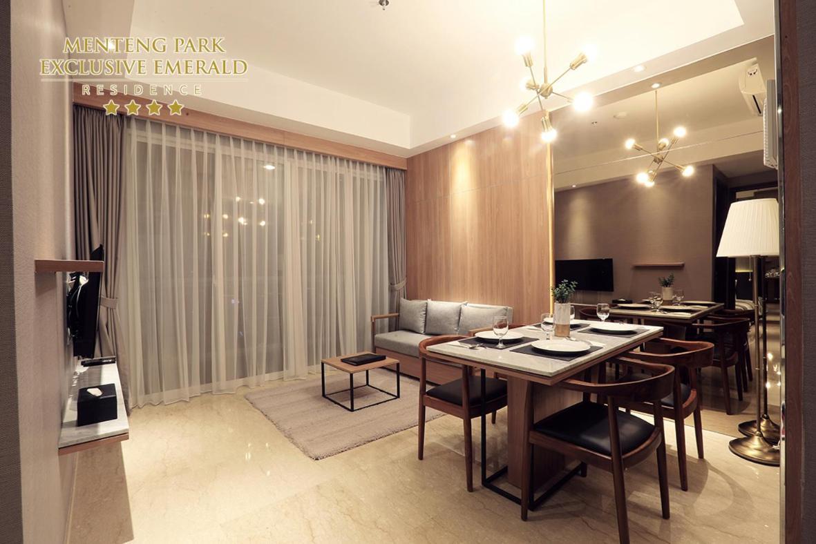 Menteng Park Exclusive Emerald Yakarta Exterior foto