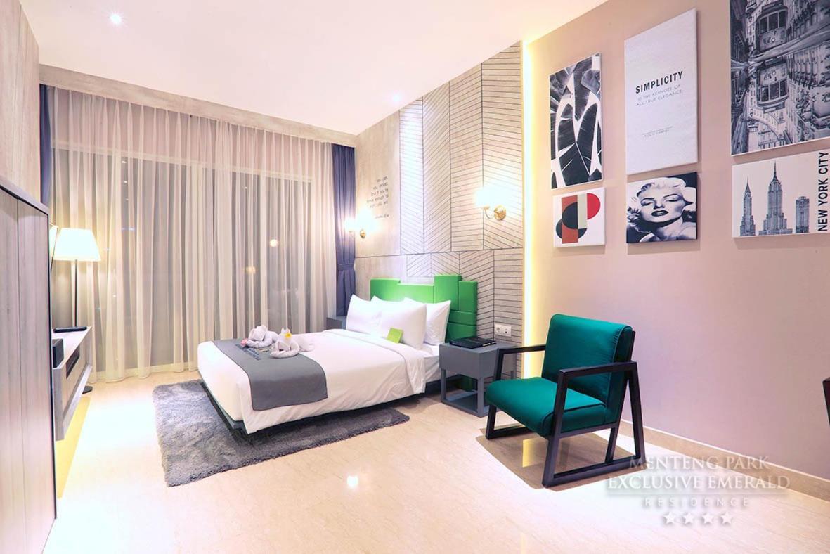 Menteng Park Exclusive Emerald Yakarta Exterior foto