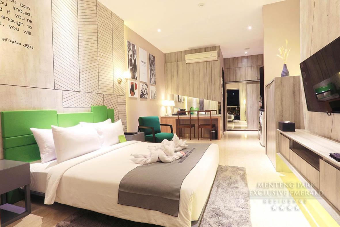 Menteng Park Exclusive Emerald Yakarta Exterior foto
