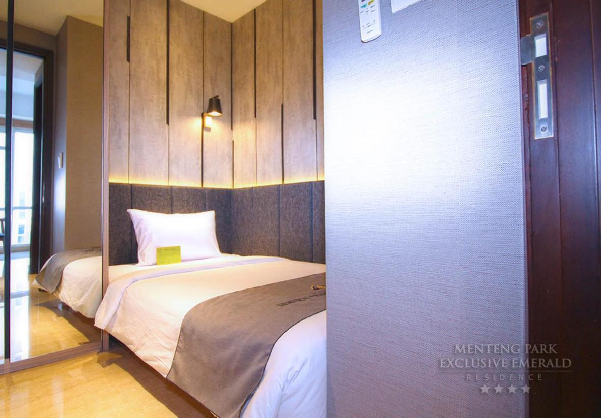 Menteng Park Exclusive Emerald Yakarta Exterior foto